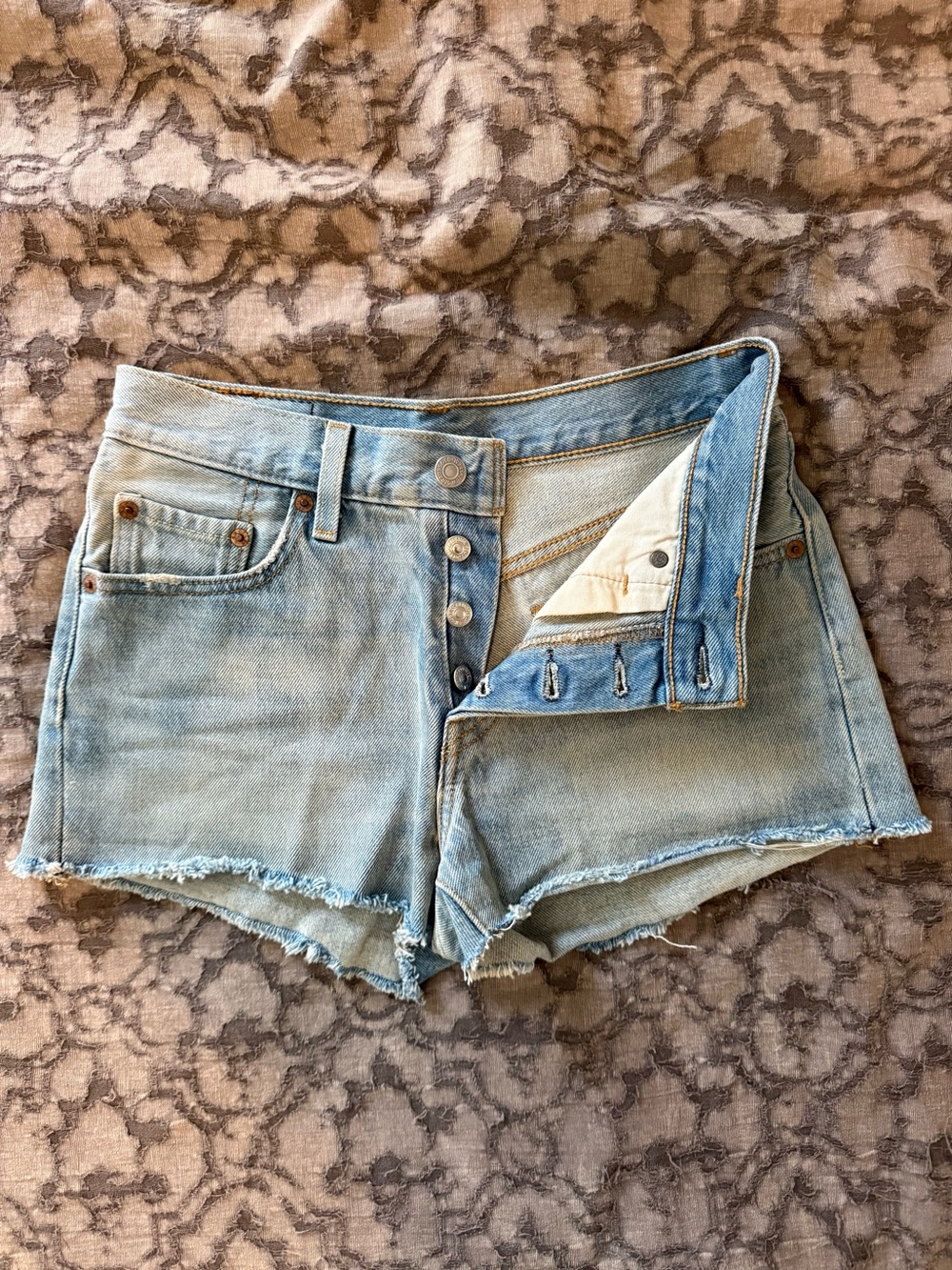 Levis 501 Cut-Off Denim Shorts Womens 24 Blue High Rise Button Fly Raw Hem
